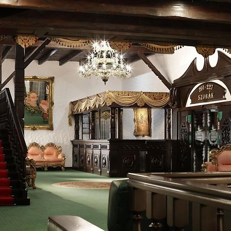 Ivancso Birtok - Термальні Води Косино コソン エクステリア 写真